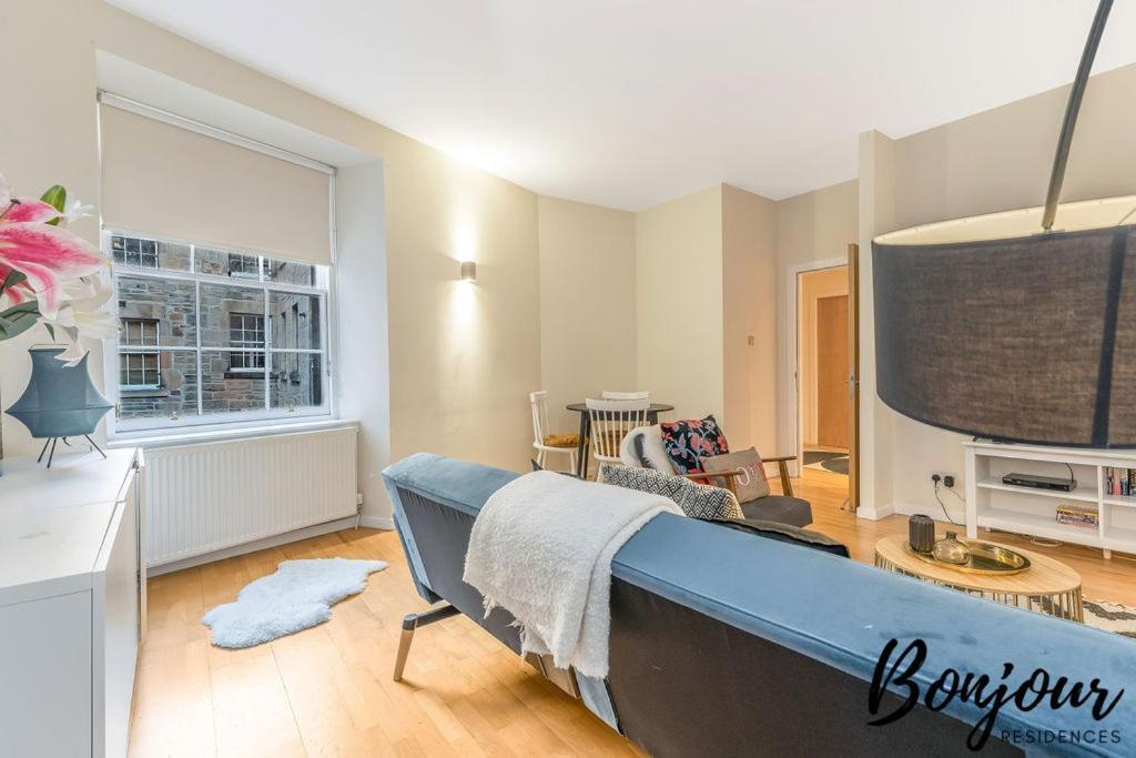 Spacious 2Br-1Ba - Grassmarket - Free Parking By Bonjour Residences Edinburgh Edimburgo Exterior foto